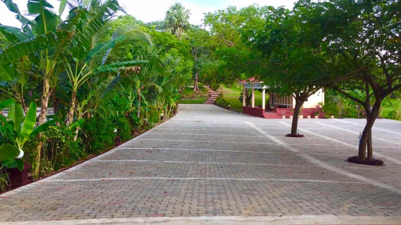 Hill Garden Hotel Chaungtha Extérieur photo
