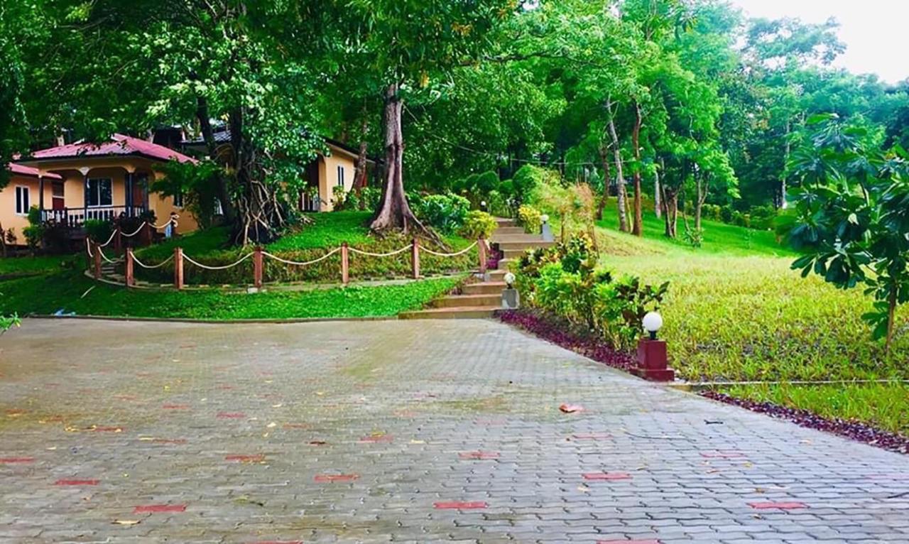 Hill Garden Hotel Chaungtha Extérieur photo