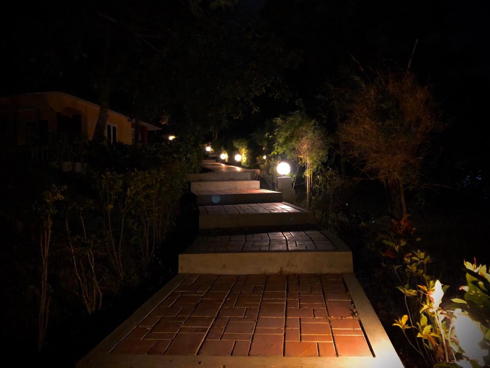 Hill Garden Hotel Chaungtha Extérieur photo