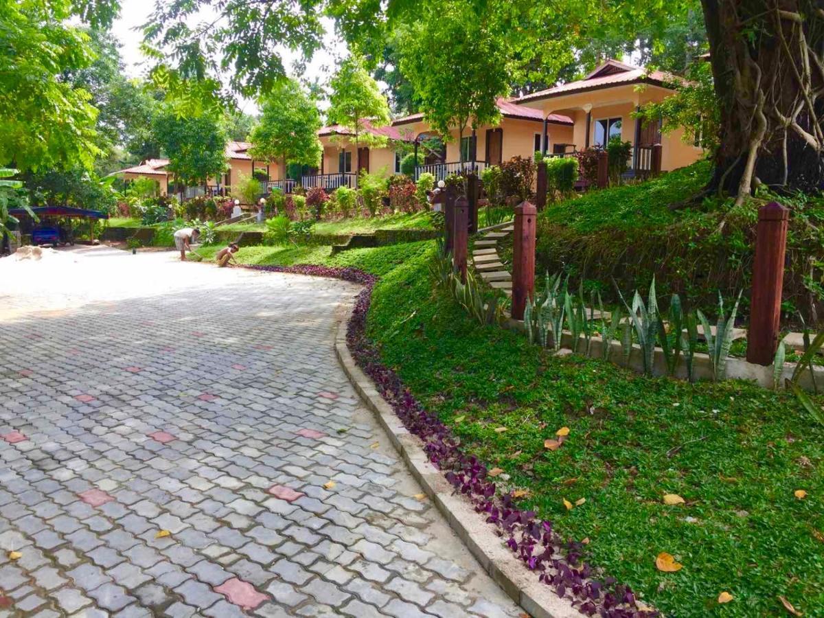 Hill Garden Hotel Chaungtha Extérieur photo