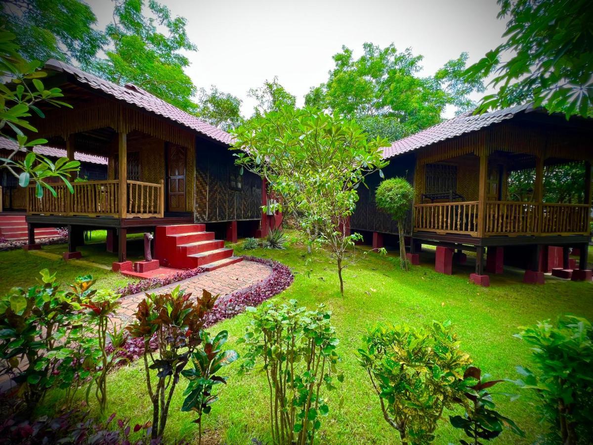 Hill Garden Hotel Chaungtha Extérieur photo